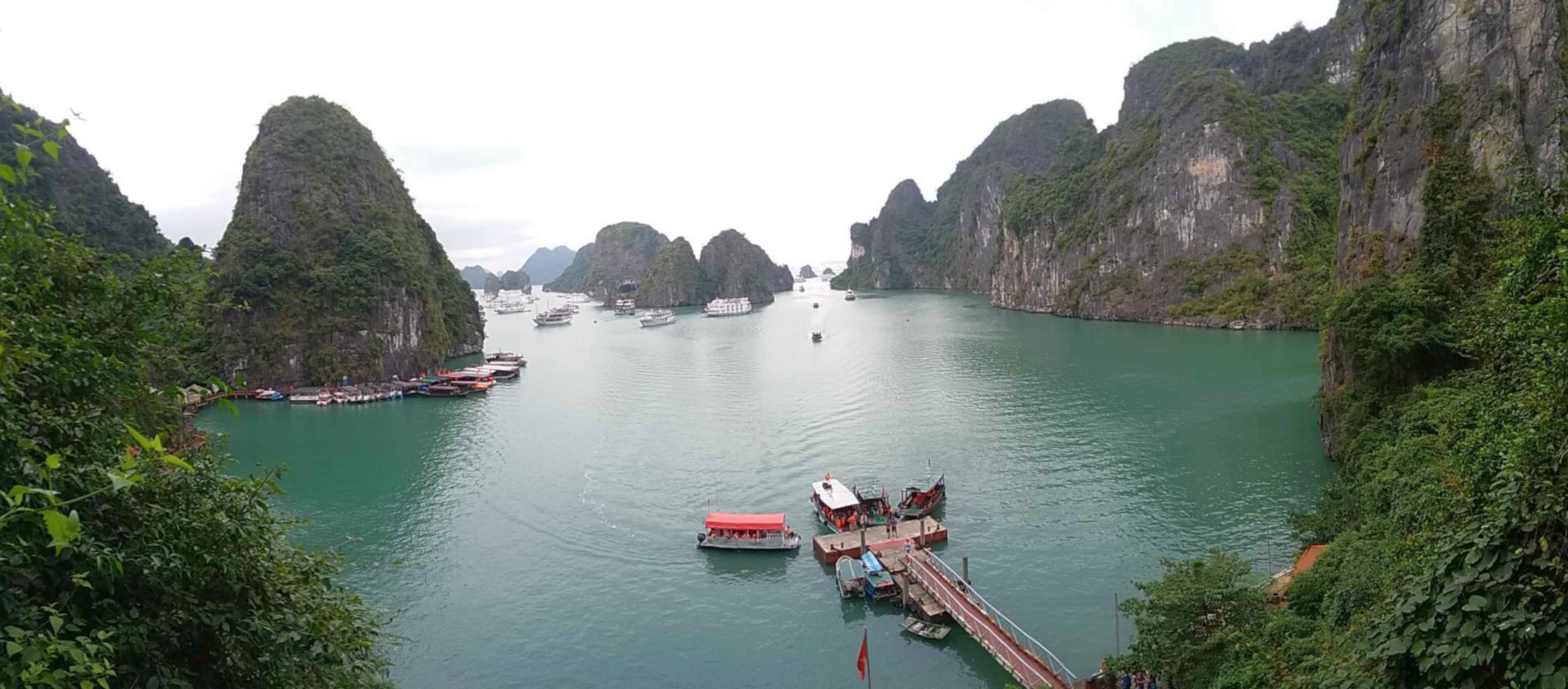 Vietnam Baia di Halong Vietnam Baia di Halong